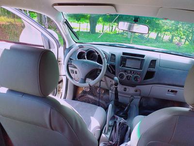 Toyota Hilux • 2009 • 1,111 km