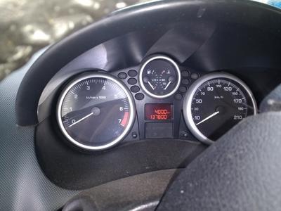 Peugeot 207 • 2011 • 140,000 km