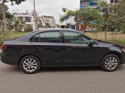 Volkswagen Jetta • 2017 • 13,000 km