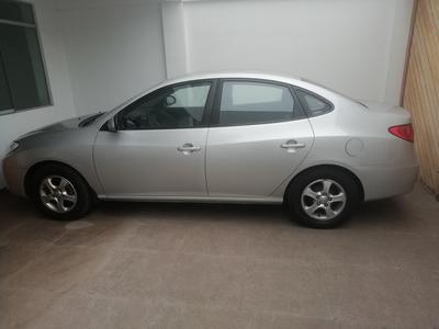 Hyundai Elantra • 2011 • 75,000 km