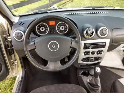 Renault Sandero • 2010 • 81,000 km