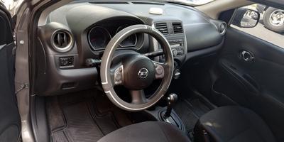 Nissan Versa • 2012 • 103,000 km