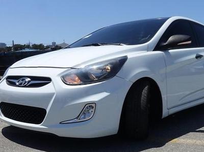 Hyundai Accent • 2012 • 35,000 km