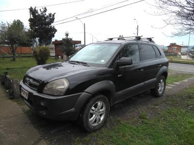 Hyundai Tucson • 2008 • 204,000 km