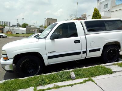 Chevrolet Silverado • 2000 • 150,000 km