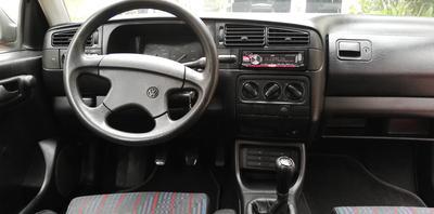 Volkswagen Golf • 1992 • 290,000 km