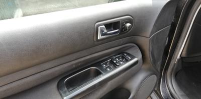 Volkswagen Golf • 1999 • 325,000 km