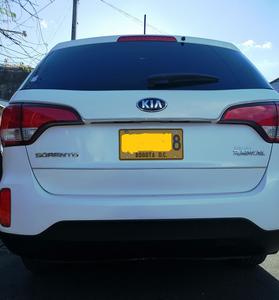 Kia Sorento • 2014 • 64,000 km