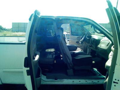 Ford F-150 • 1998 • 180,500 km