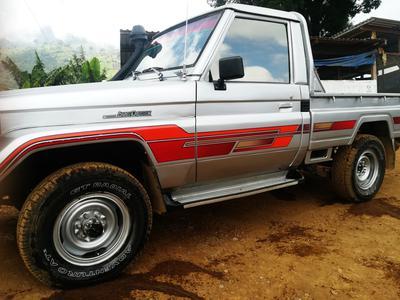 Toyota Land Cruiser • 1920 • 0 km