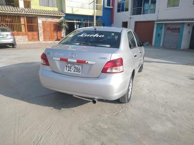 Toyota Yaris • 2006 • 154,000 km