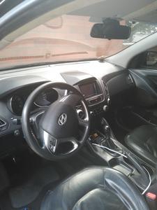 Hyundai Tucson • 2012 • 234,000 km