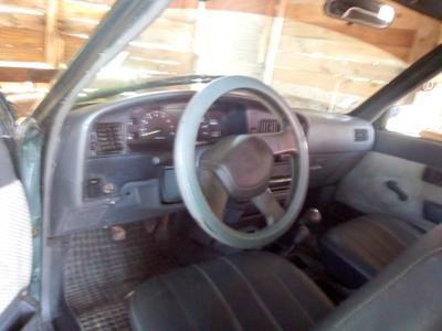 Toyota Hilux • 1994 • 170,000 km