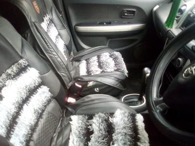 Toyota Corolla • 2005 • 165,300 km