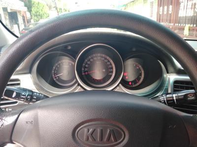 Kia Optima • 2010 • 131,000 km