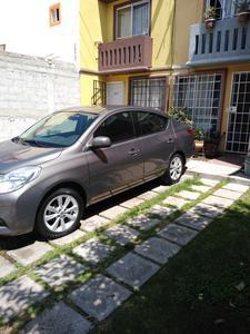 Nissan Versa • 2014 • 98,000 km