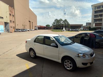 Fiat Siena • 2018 • 12,000 km