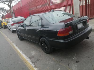Honda Civic • 1998 • 222,000 km