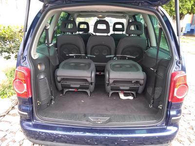 Volkswagen Sharan • 2005 • 196,000 km