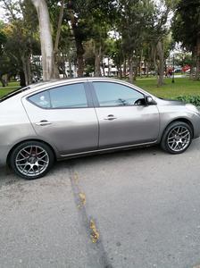 Nissan Versa • 2013 • 189,000 km