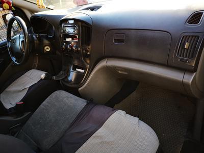 Hyundai H1 • 2009 • 197,000 km