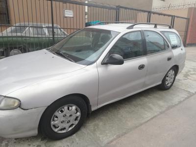 Hyundai Elantra • 1997 • 290,000 km