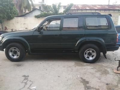 Toyota Land Cruiser • 1996 • 85,000 km