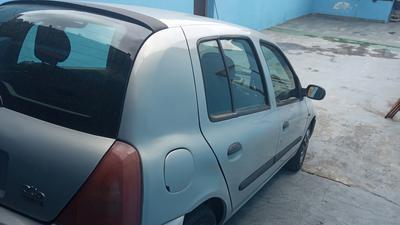 Renault Clio • 2003 • 0 km