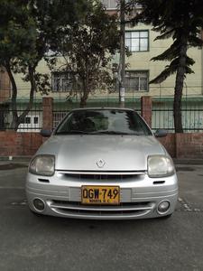 Renault Symbol • 2002 • 246,000 km