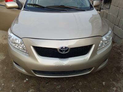 Toyota Corolla • 2009 • 127,944 km