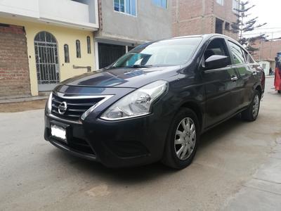 Nissan Versa • 2015 • 92,000 km