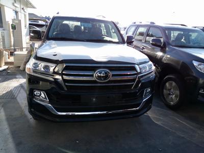 Toyota Land Cruiser • 2019 • 0 km