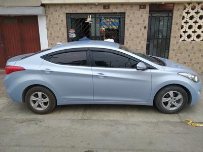 Hyundai Elantra • 2013 • 67,000 km