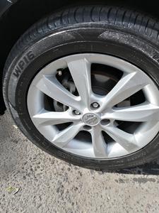 Nissan Versa • 2015 • 76,500 km