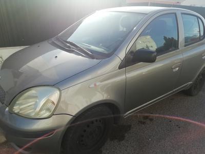 Toyota Yaris • 2004 • 142,000 km