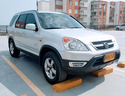 Honda CR-V • 2002 • 220,000 km