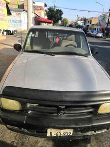 Mazda B2500 • 1996 • 127,000 km