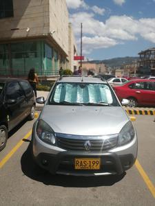 Renault Sandero • 2010 • 90,000 km