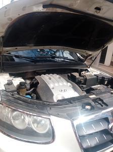 Hyundai Santa Fe • 2008 • 350 km