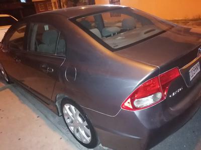 Honda Civic • 2010 • 150,000 km
