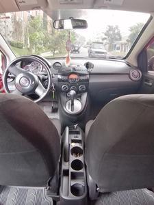 Mazda 2 • 2014 • 59,000 km