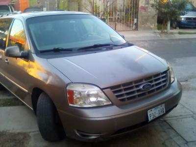 Ford Windstar • 2004 • 171,000 km