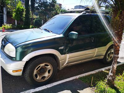 Suzuki Grand Vitara • 2000 • 120,000 km