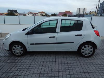 Renault Clio • 2007 • 164,000 km