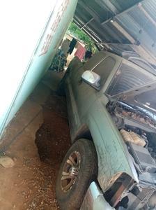 Nissan Frontier • 2000 • 139,000 km