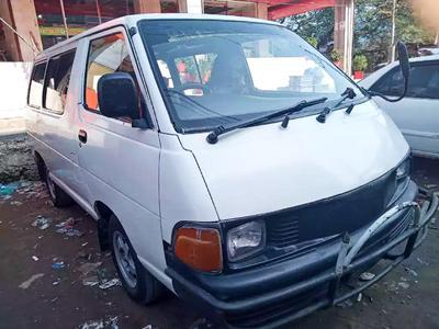 Volvo XC90 • 2006 • 12,500 km