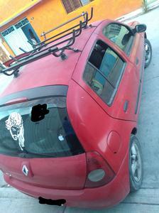 Renault Clio • 2010 • 136,000 km