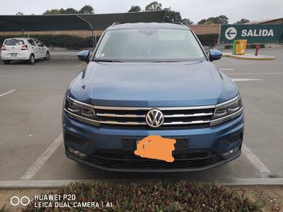 Volkswagen Tiguan • 2018 • 15,000 km