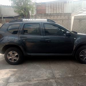 Renault 10 • 2018 • 37,000 km