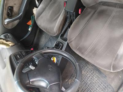 Nissan Primera • 1992 • 250,000 km